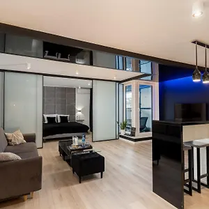 Diamonds Apartment