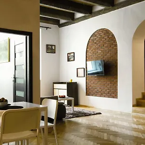P&j Florianska Apartment